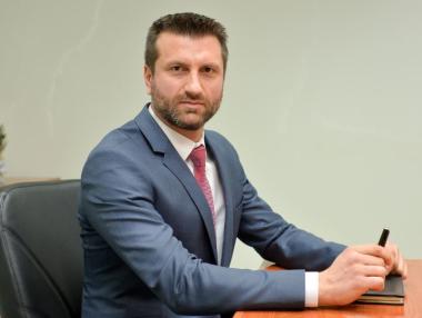 Само БАЕЗ застрахова сделки с Гърция