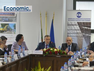 11 120 е броят на обществените поръчки през 2015 г.