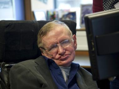 Стивън Хокинг: Великобритания трябва да остане в ЕС