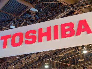 Toshiba продава медицинския си бизнес на Canon за $5,9 млрд.