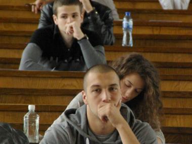 Все повече студенти са неграмотни