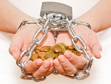 Драстичен ръст на непогасените дългове през 2015 г.