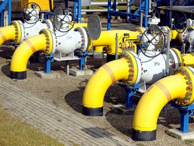 Цената на газа пада до нивата от 2007 г.