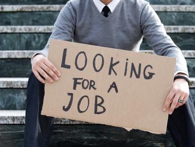 Нова програма помага на 8500 безработни у нас