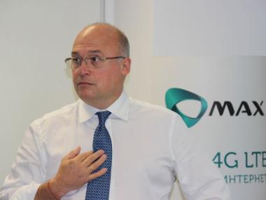 Макс плати всичките си задължения към КРС