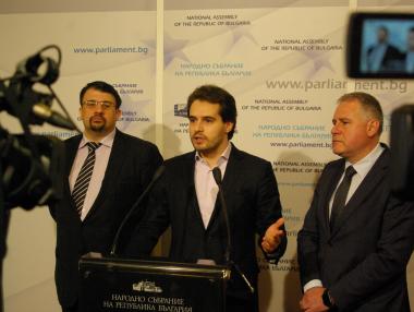 Предлагат задължителен ПОС  терминал в администрациите