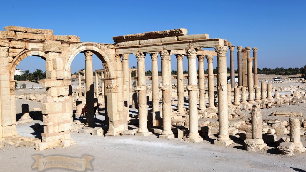 Сирия прогони Ислямска държава от „Замъка на Палмира“
