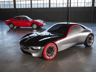 Легендарният Opel GT омагьосва света