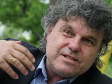 Книжки се взимат и без да се качиш на колата