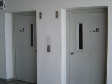 Идея: Сменяме асансьора в блока с европари