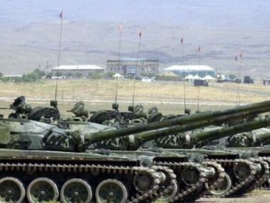 Тежки боеве избухнаха между Азербайджан и Армения