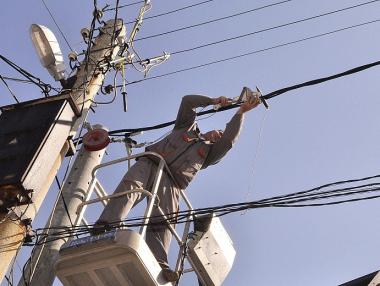 ЧЕЗ установи 6458 кражби на електроенергия през 2015 г.