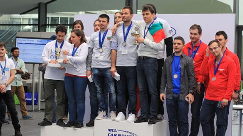 Българи заеха първо място на международно състезание по роботика