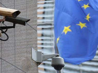 Отлагат стрес тестове на застрахователи и пенсионни фондове