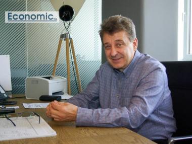 Покачват се цените на имотите за продажба и под наем