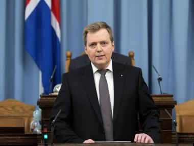 Първа премиерска оставка заради „Панамагейт“