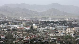 Нови взривове и стрелба в Нагорни Карабах