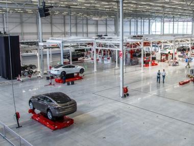Tesla строи завод на мястото на ядрена централа?