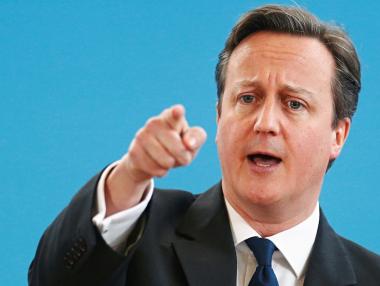 Пада рейтингът на Камерън заради Панамските документи