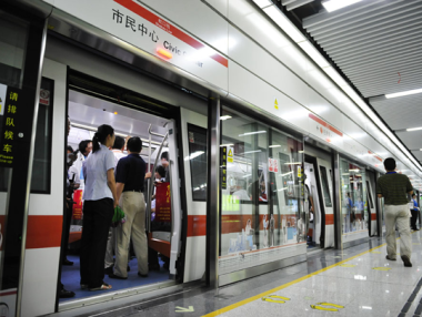 Китай строи най-дългата метростанция в Азия