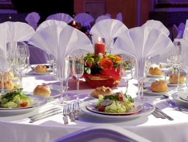 Тенденции при сватбените менюта