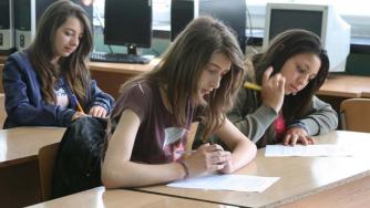 Насърчават средното образование с 50 млн. лв.