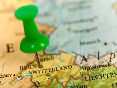 Швейцария отваря пазара си на труда за българи от 1 юни