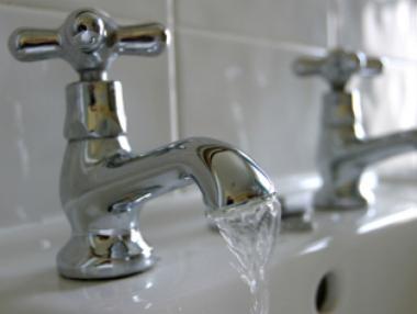 Цената на водата поскъпва с 3%, вместо с 20%