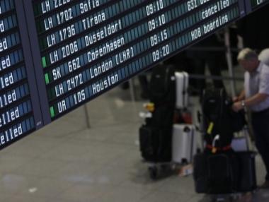 Службите вече ще се ровят в резервационните данни на пътниците