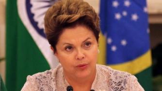 Президентът на Бразилия Дилма Русеф на крачка от импийчмънт