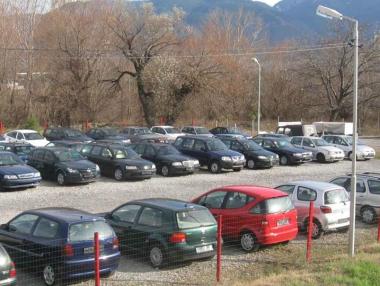 Спецакция срещу дупнишки автотърговци укривали ДДС