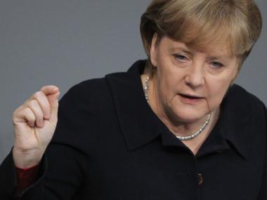 Меркел задлъжняла към собствената си партия