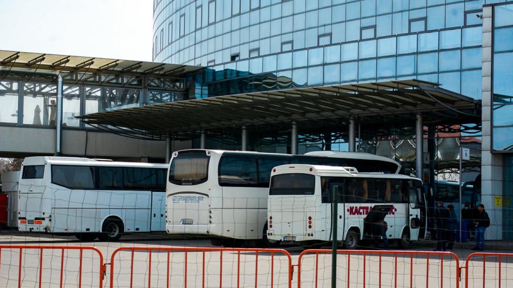 200 автобуса блокират столицата