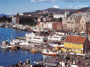 Норвегия дава по 10 000 крони на мигранти да напуснат страната