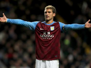 Стилян Петров се завръща на терена