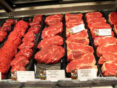 Дания налага данък върху червеното месо