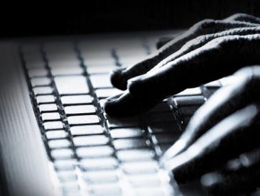 ФБР ще има достъп до всеки компютър по света