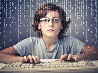 10-годишно момче получи $10 хил. за открит бъг във Facebook