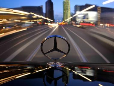 Mercedes строи завод в Полша