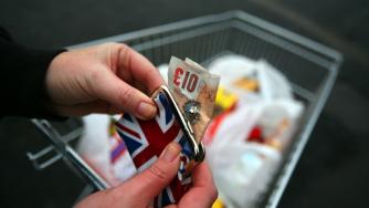 Заплатите в Англия падат при Brexit