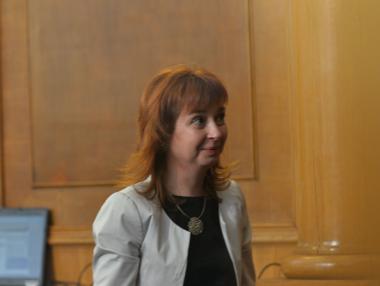 Официално: Зорница Русинова е новият социален министър