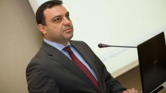 Държавата ще провежда изпитите за шофьорски книжки