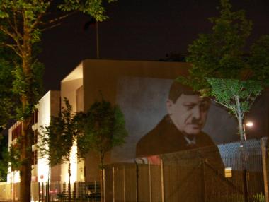 Немски артисти сравниха Ердоган с Хитлер