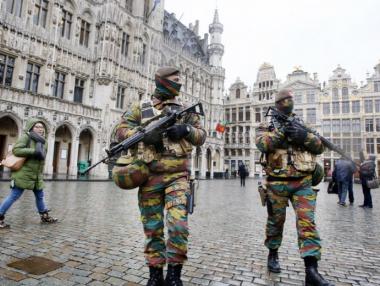 Франция предупреждава за терористична кампания срещу страната