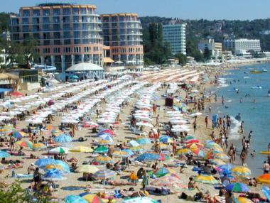 Цените за море през юни еднакви в България и Гърция