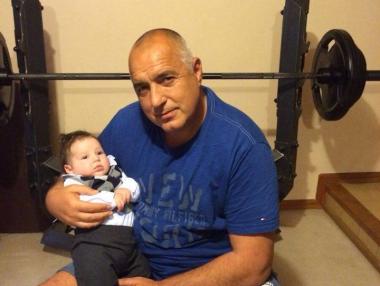 Борисов показа Бойко младши