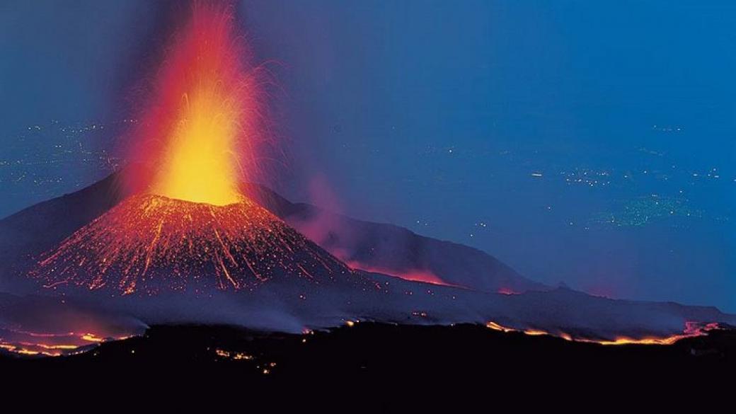 Вулканът Етна се пробуди