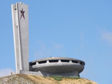 Бузлуджа сред най-абсурдните постройки на съветската ера
