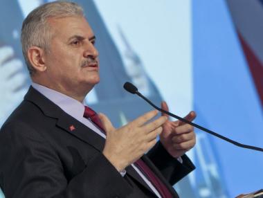 Йълдъръм въхзвалява президентската система в Турция