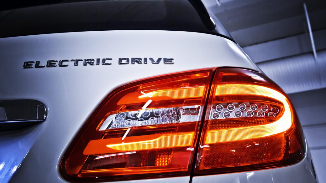 Mercedes пуска 4 електромобила до 2020 г.